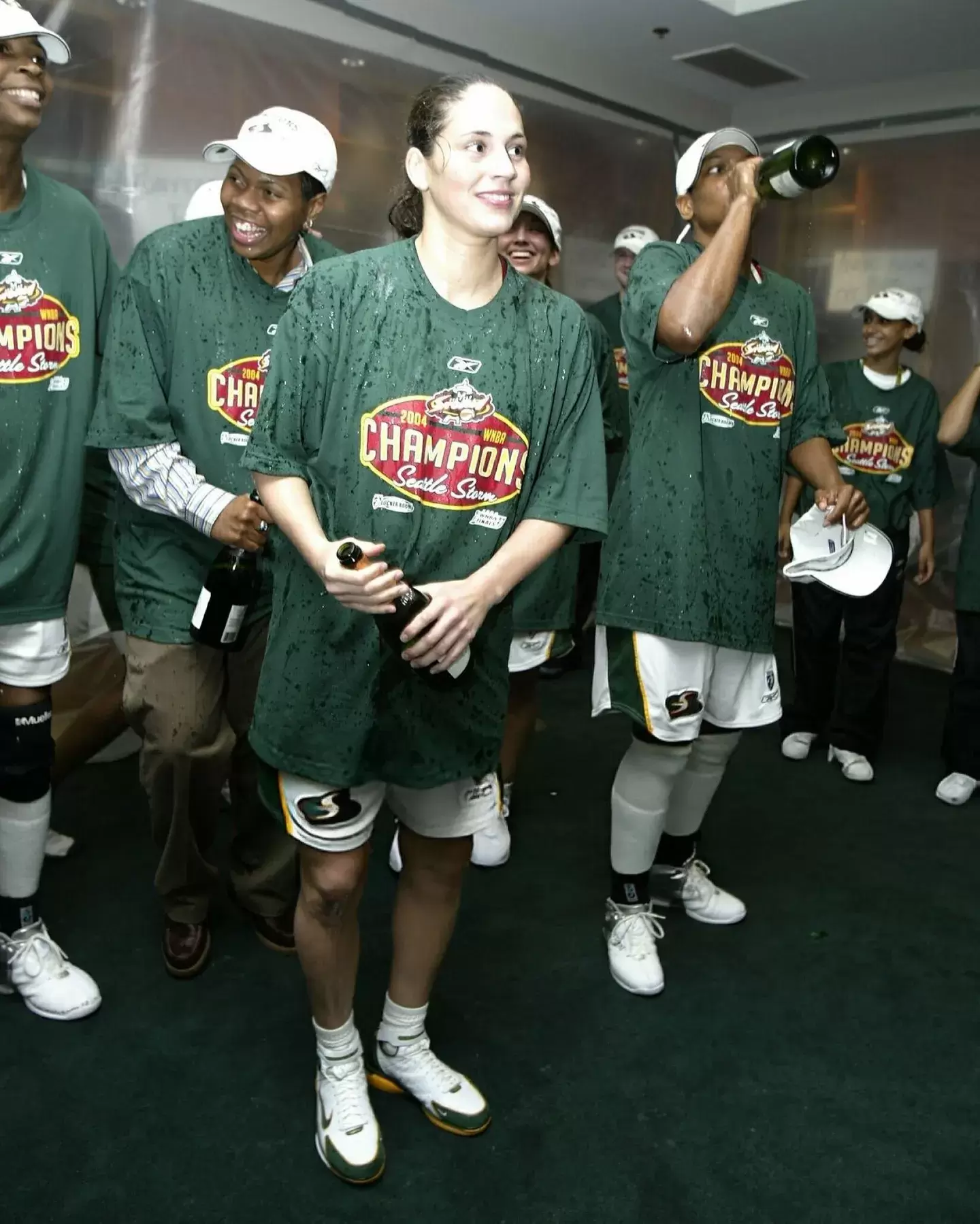 耐克 Air Zoom Huarache 2K4 "Sue Bird" PE 於 2026 年秋季發佈 Nike Huarache 2K4, Nike Huarache, Nike - 耐克 Air Zoom Huarache 2K4 "Sue Bird" PE 於 2026 年秋季發佈