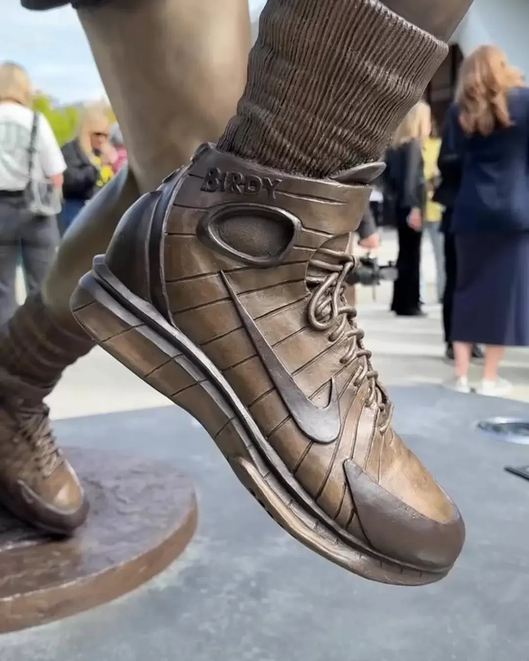 耐克 Air Zoom Huarache 2K4 "Sue Bird" PE 於 2026 年秋季發佈 Nike Huarache 2K4, Nike Huarache, Nike - 耐克 Air Zoom Huarache 2K4 "Sue Bird" PE 於 2026 年秋季發佈