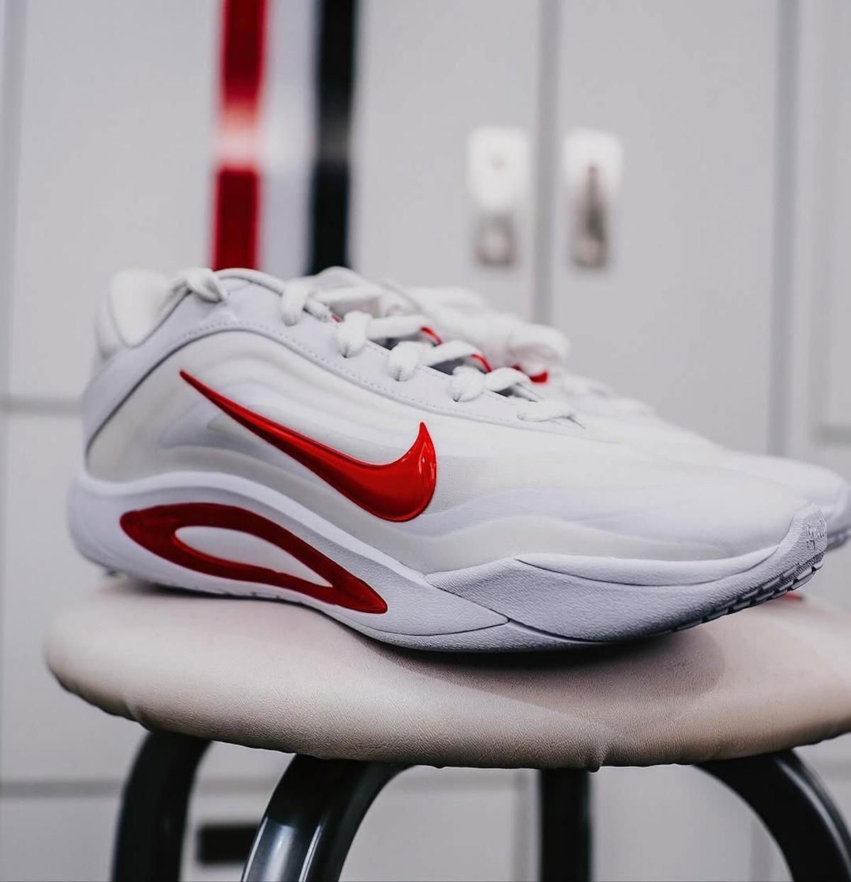 耐克佐治亞 A'One PE 運動服完美演繹牛頭犬隊主場風采 Nike A'One, Nike - 耐克佐治亞 A'One PE 運動服完美演繹牛頭犬隊主場風采