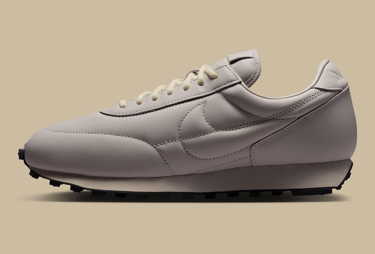 耐克 Daybreak 發佈 "月光粒子 "和 "煙灰色 "版本 Nike Daybreak, Nike - 耐克 Daybreak 發佈 "月光粒子 "和 "煙灰色 "版本