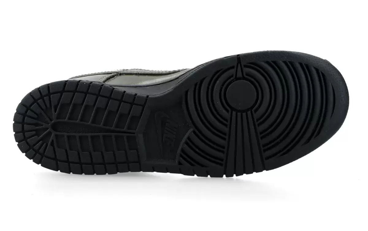 Nike Dunk Low, Nike - 耐克為 "低幫扣籃鞋 "改頭換面