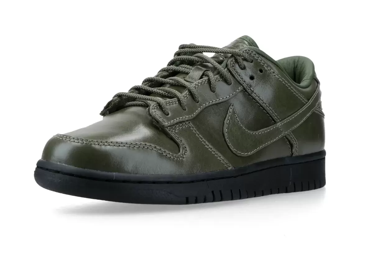 Nike Dunk Low, Nike - 耐克為 "低幫扣籃鞋 "改頭換面