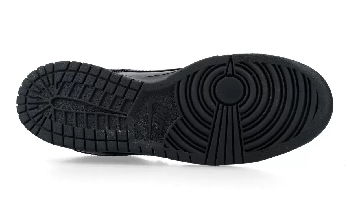 Nike Dunk Low, Nike - 耐克為 "低幫扣籃鞋 "改頭換面