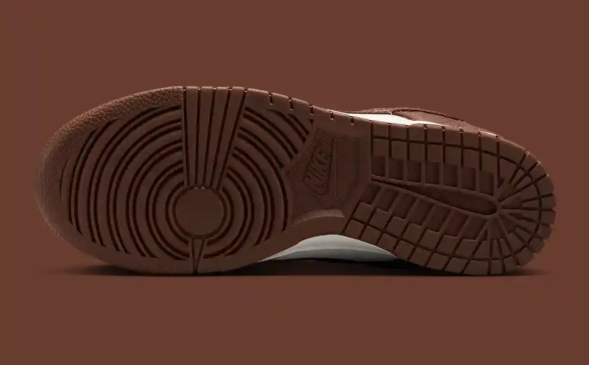 即將推出的 "巴洛克式浮雕 "耐克 Dunk Low 系列高級版 Nike Dunk Low, Nike - 即將推出的 "巴洛克式浮雕 "耐克 Dunk Low 系列高級版