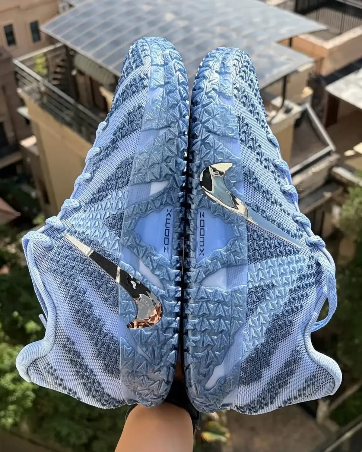 耐克 Ja 3 "液態銀 "鈷藍色福袋配鍍鉻漩渦紋飾 Nike Ja 3, Nike - 耐克 Ja 3 "液態銀 "鈷藍色福袋配鍍鉻漩渦紋飾