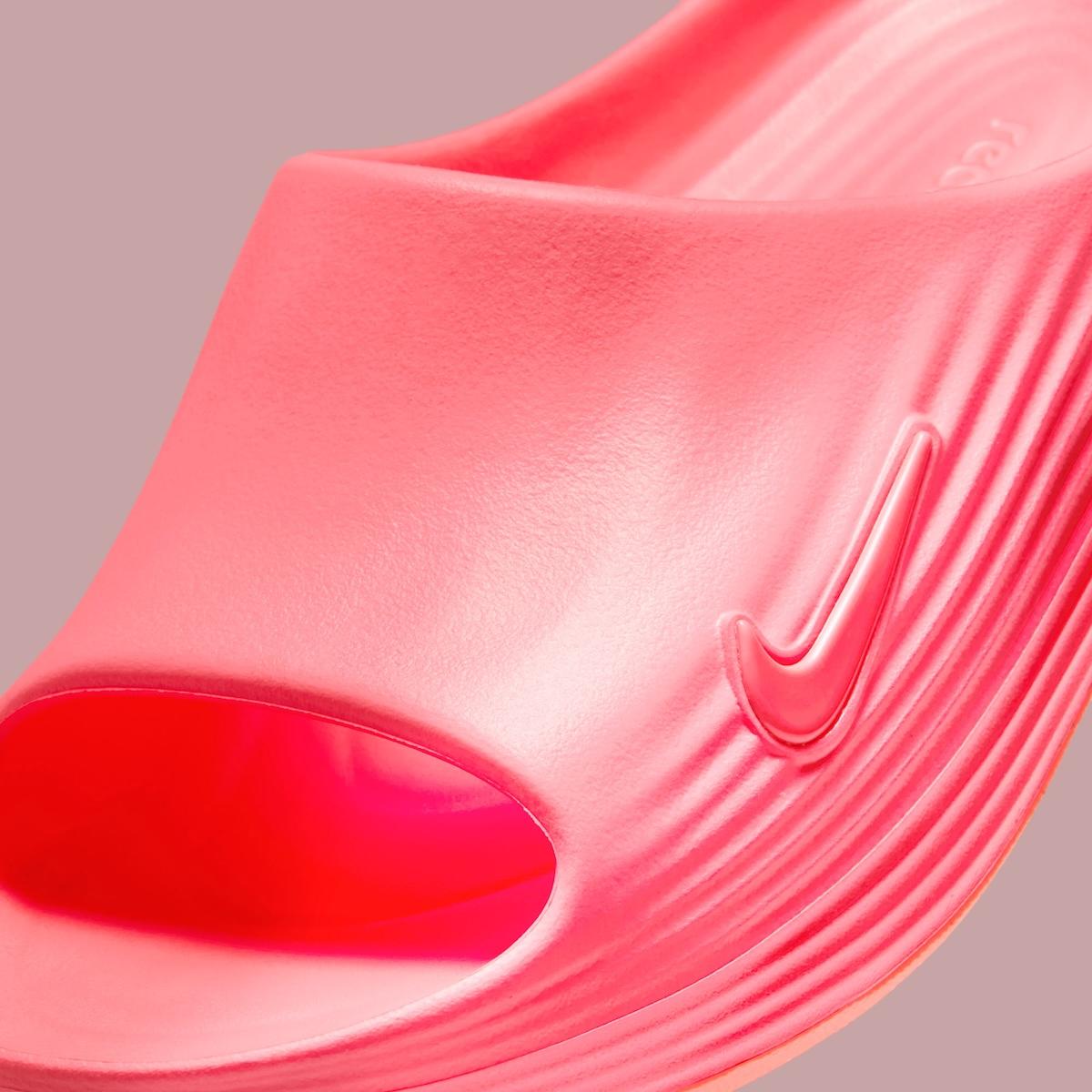 耐克 ReactX Rejuven8 採用熾熱的 "熱熔岩 "色調 Nike ReactX Rejuven8, Nike - 耐克 ReactX Rejuven8 採用熾熱的 "熱熔岩 "色調