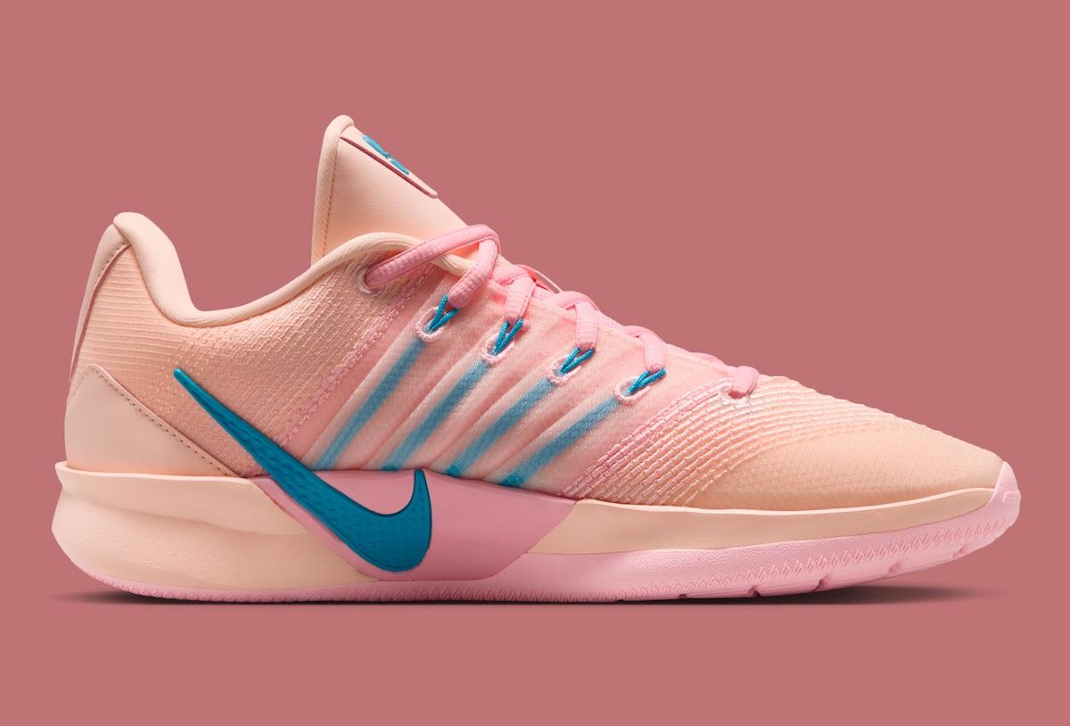 耐克 Sabrina 3 "深紅色調 "為她的簽名系列增添了柔和的色彩 Nike Sabrina 3, Nike - 耐克 Sabrina 3 "深紅色調 "為她的簽名系列增添了柔和的色彩