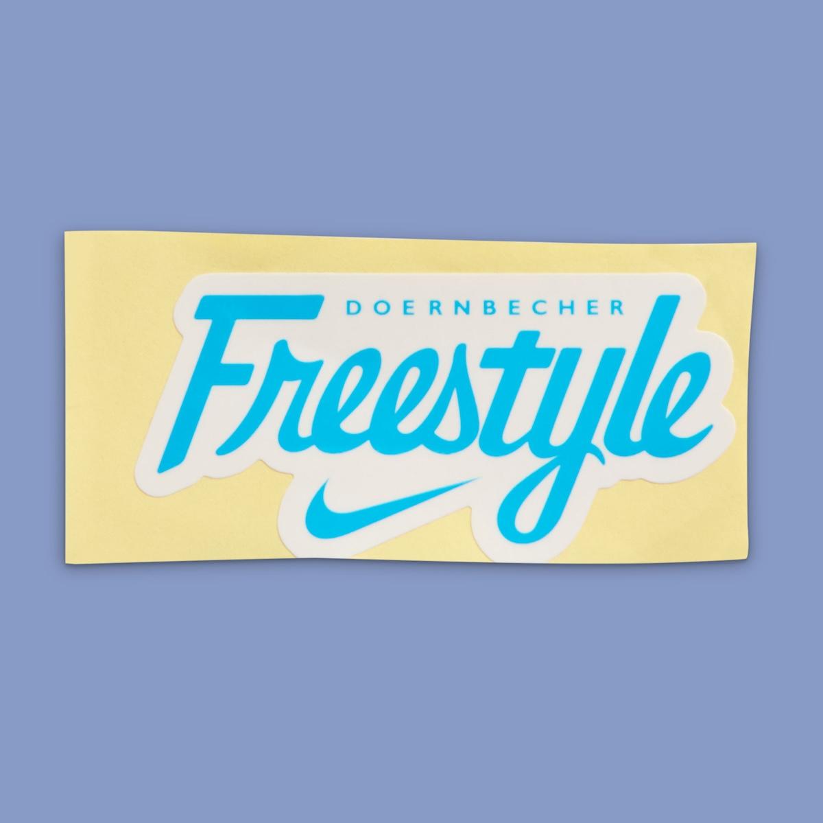 Nike Vomero Plus, Nike - 莫莉的耐克 Vomero Plus "Doernbecher "鞋彰顯俄勒岡州的野性之美