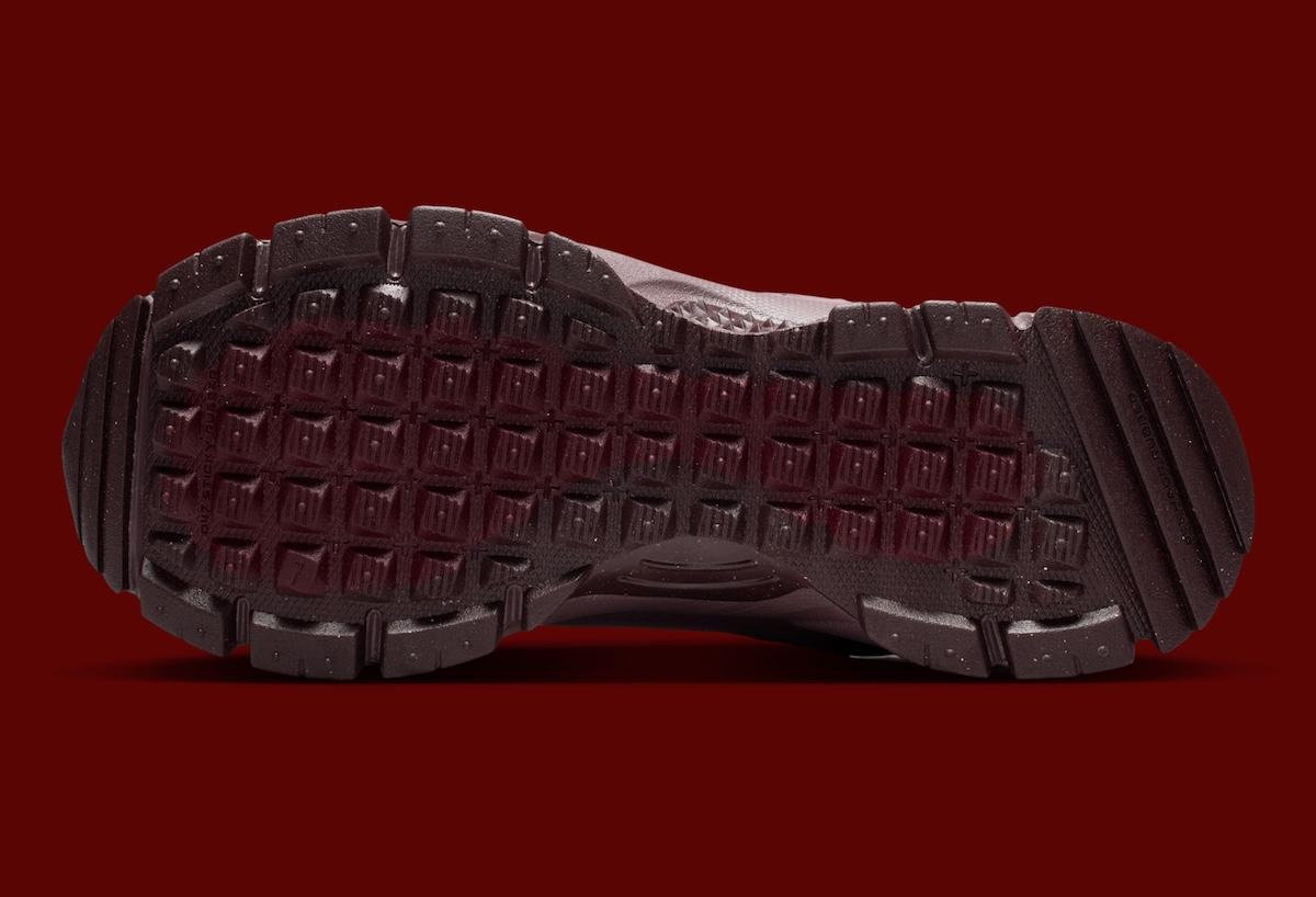 耐克 Zoom Vomero 5 漫遊紅色之旅 Nike Zoom Vomero 5, Nike - 耐克 Zoom Vomero 5 漫遊紅色之旅