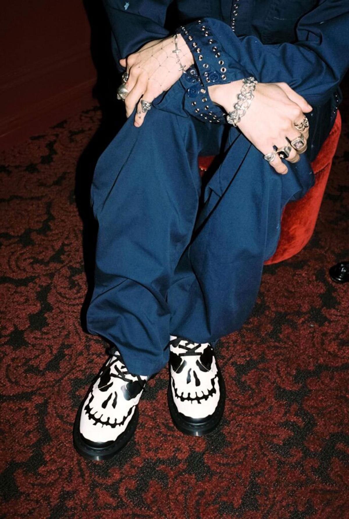 Supreme - Supreme 採用醒目的骷髏頭圖案重新打造馬騰博士 1461 鞋款