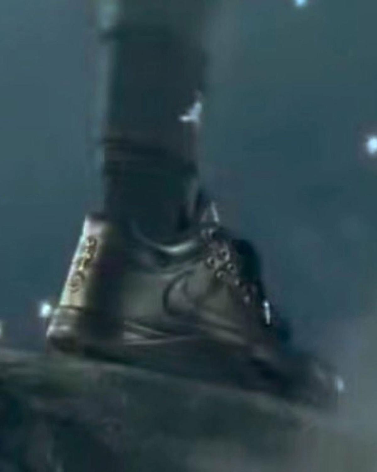 Travis Scott, Kanye West, Jordan Jumpman Jack - 特拉維斯剛剛預告了 Chrome Hearts x Jordan 的合作？