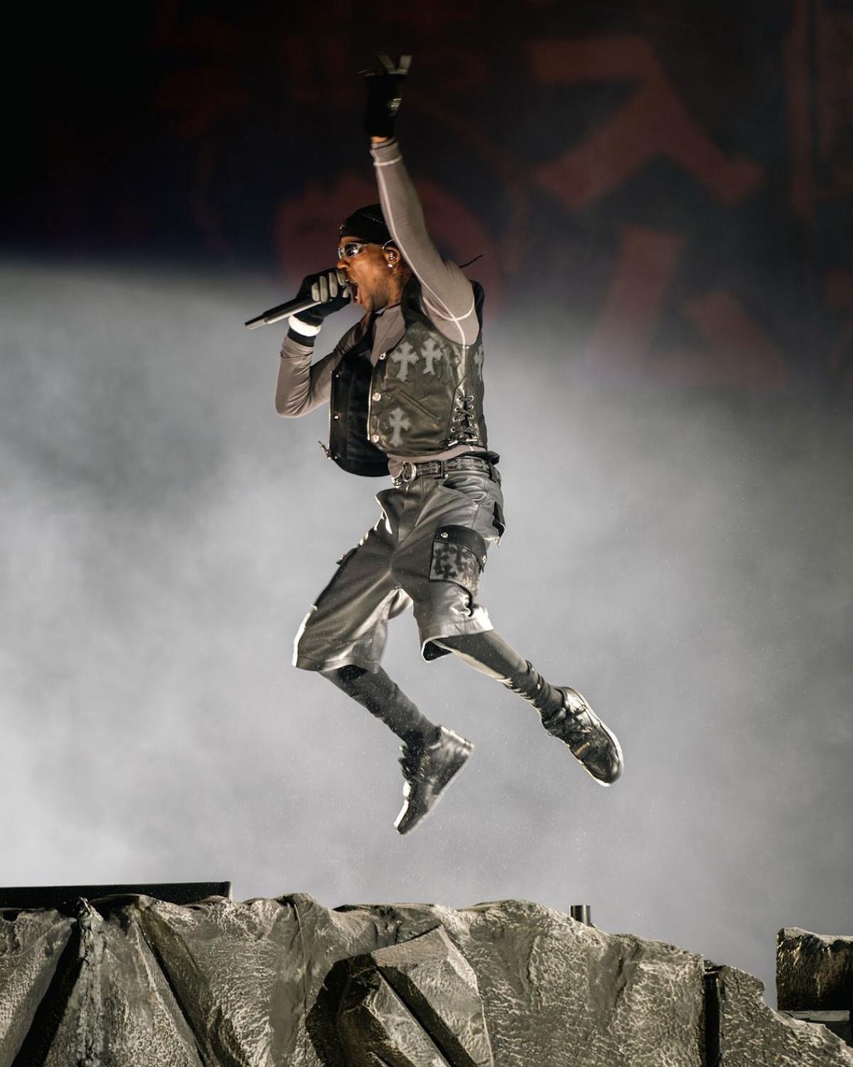 Travis Scott, Kanye West, Jordan Jumpman Jack - 特拉維斯剛剛預告了 Chrome Hearts x Jordan 的合作？