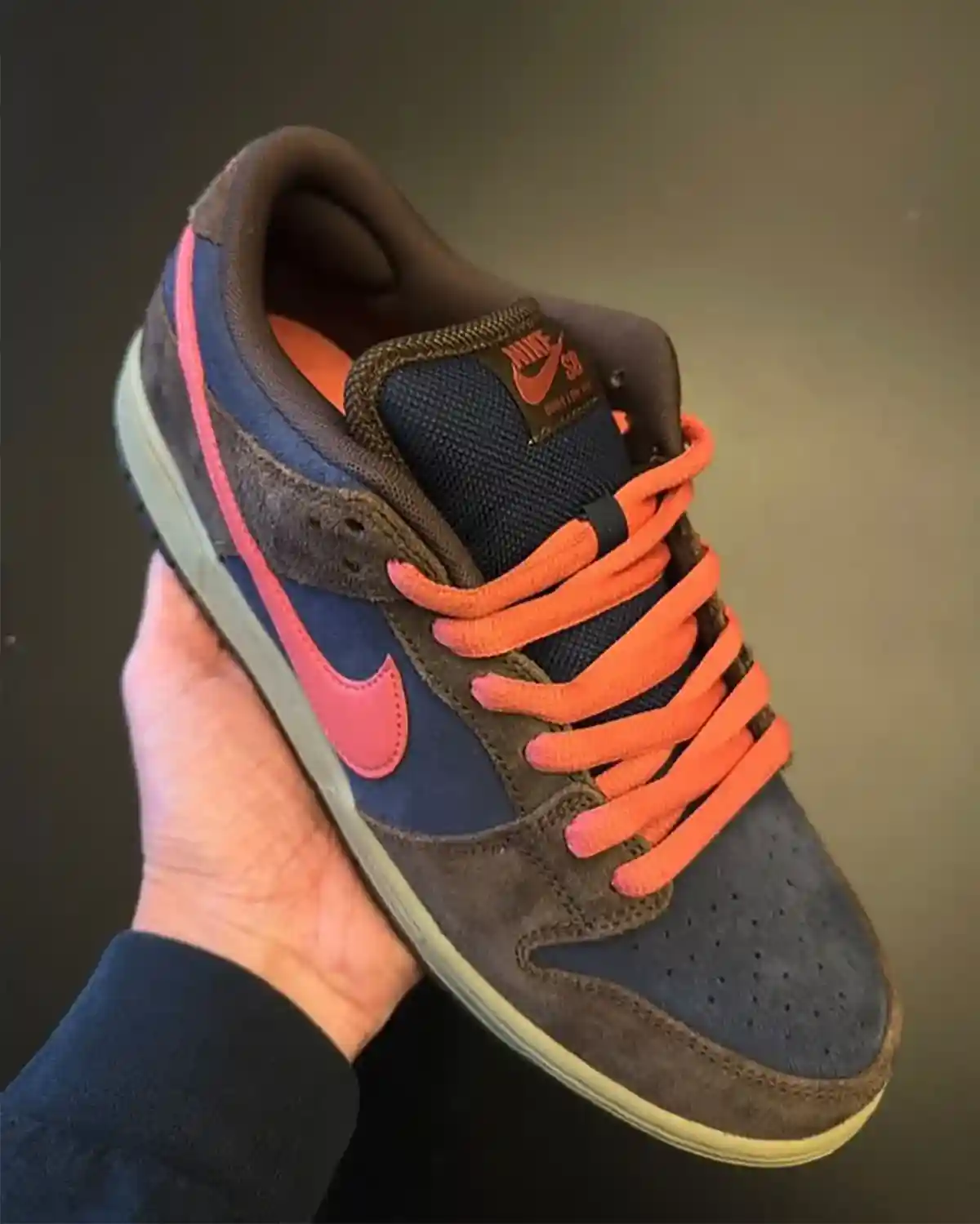 耐克 SB Dunk Low "Baroque Brown/Adobe" 2026 年春季發佈 Nike SB Dunk Low, Nike SB, Nike - 耐克 SB Dunk Low "Baroque Brown/Adobe" 2026 年春季發佈