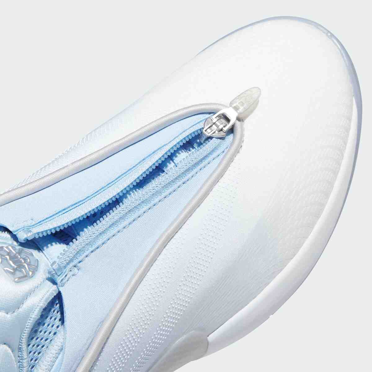 多諾萬-米切爾穿着阿迪達斯 D.O.N. 第 7 期 "Ice Spida "凍結球場 Donovan Mitchell, adidas Don Issue 7, adidas - 多諾萬-米切爾穿着阿迪達斯 D.O.N. 第 7 期 "Ice Spida "凍結球場