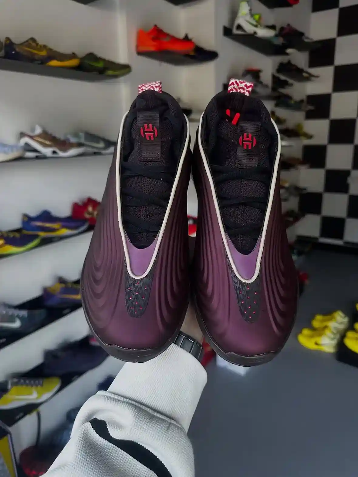 阿迪達斯哈登 Vol.10 "馬年 "2026 年春季發佈 adidas Harden 10, adidas - 阿迪達斯哈登 Vol.10 "馬年 "2026 年春季發佈