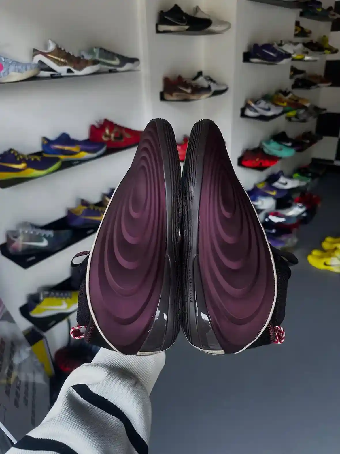 阿迪達斯哈登 Vol.10 "馬年 "2026 年春季發佈 adidas Harden 10, adidas - 阿迪達斯哈登 Vol.10 "馬年 "2026 年春季發佈