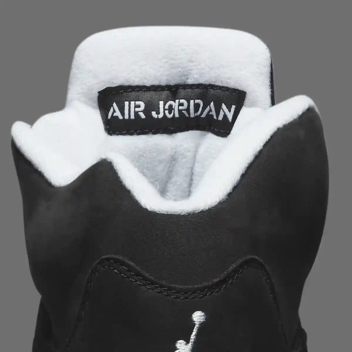 運動鞋話題:喬丹 5 "奧利奧 Sneaker Talk, Air Jordan 5 Oreo, Air Jordan 5, Air Jordan - 運動鞋話題:喬丹 5 "奧利奧