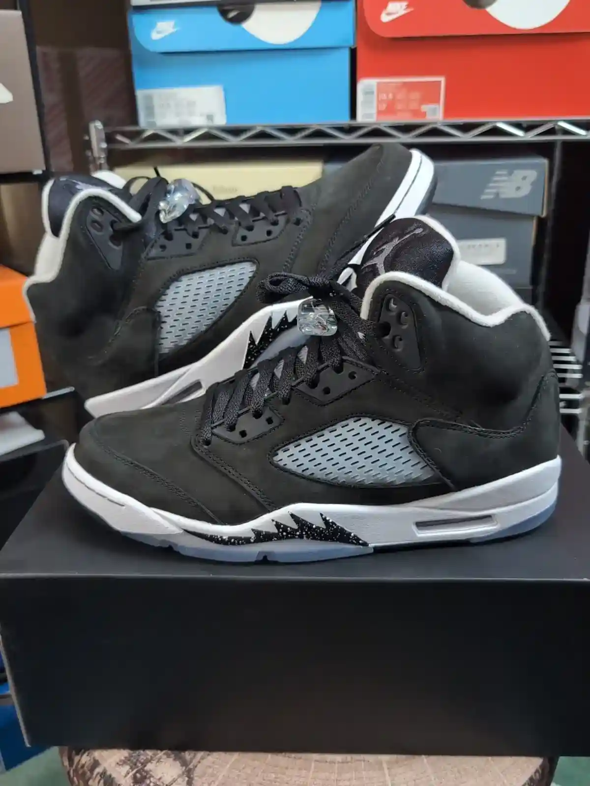 運動鞋話題:喬丹 5 "奧利奧 Sneaker Talk, Air Jordan 5 Oreo, Air Jordan 5, Air Jordan - 運動鞋話題:喬丹 5 "奧利奧