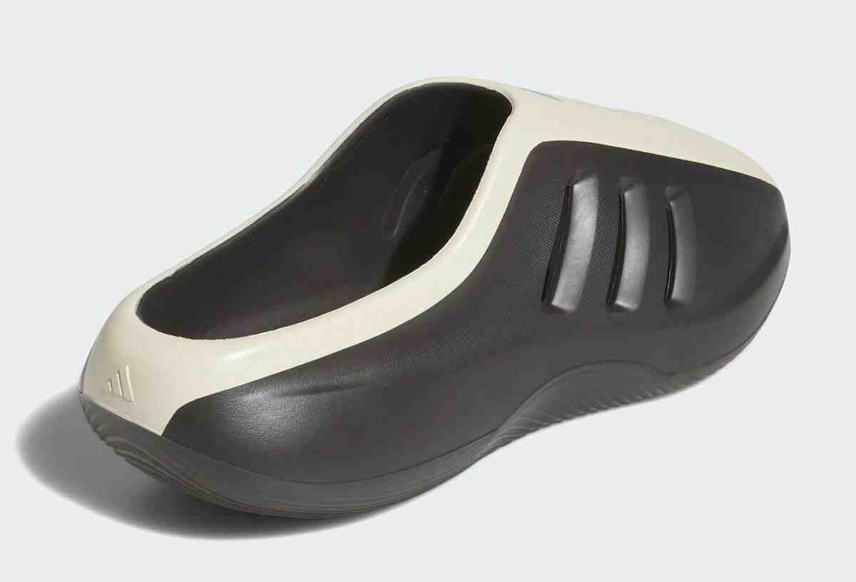 Anthony Edwards, adidas Adifom IIInfinity Mule, adidas - 安東尼-愛德華茲 x 阿迪達斯 Adifom IIInfinity 騾子 "黑色/奶油色 "2026 年春季發佈