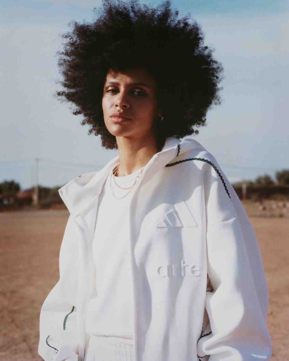 Arte x adidas SS26 將極簡設計與足球文化相結合 END, adidas - Arte x adidas SS26 將極簡設計與足球文化相結合