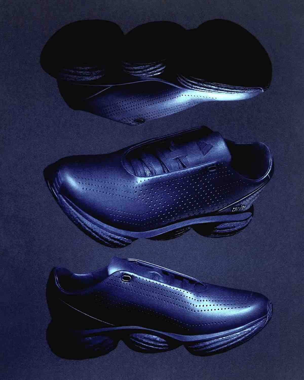 Arte x adidas SS26 將極簡設計與足球文化相結合 END, adidas - Arte x adidas SS26 將極簡設計與足球文化相結合