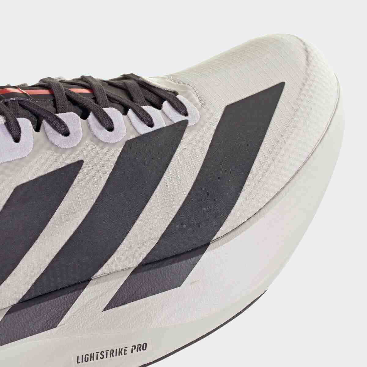 adidas adiZero, adidas - 阿迪達斯與奧迪聯手打造專為現代速度而設計的時尚 Adizero Evo SL