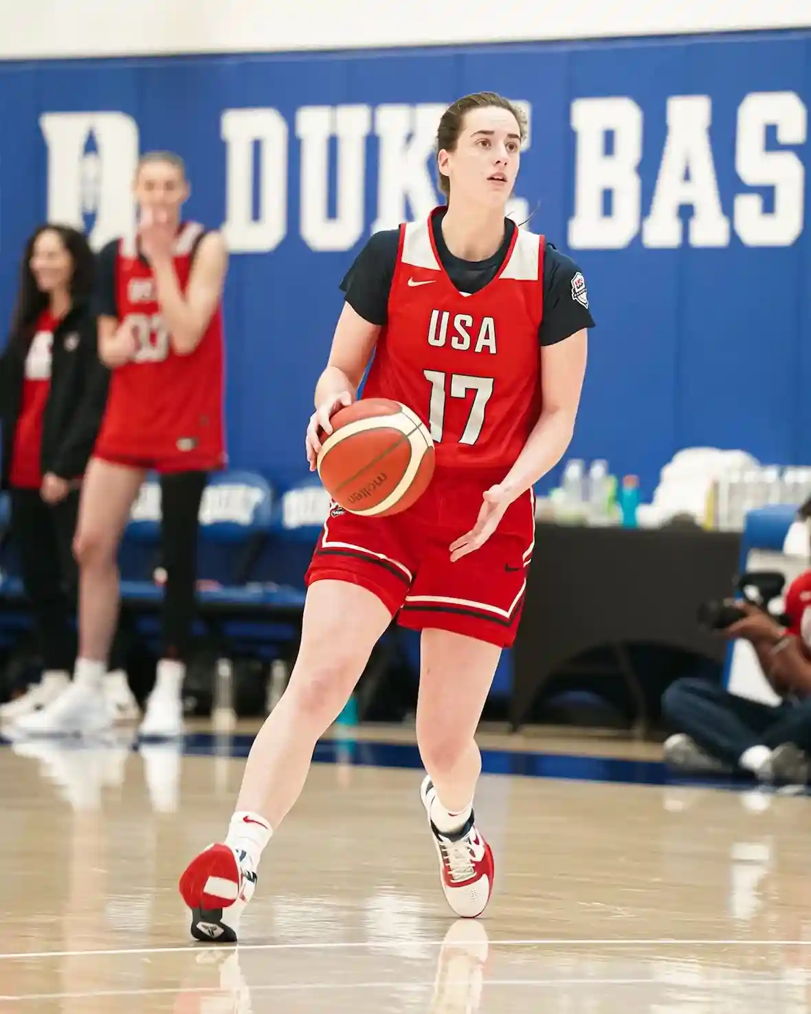 凱特琳-克拉克回歸耐克 Kobe 5 Protro "Team USA" PE Nike Kobe 5 Protro, Nike Kobe 5, Nike, Caitlin Clark - 凱特琳-克拉克回歸耐克 Kobe 5 Protro "Team USA" PE