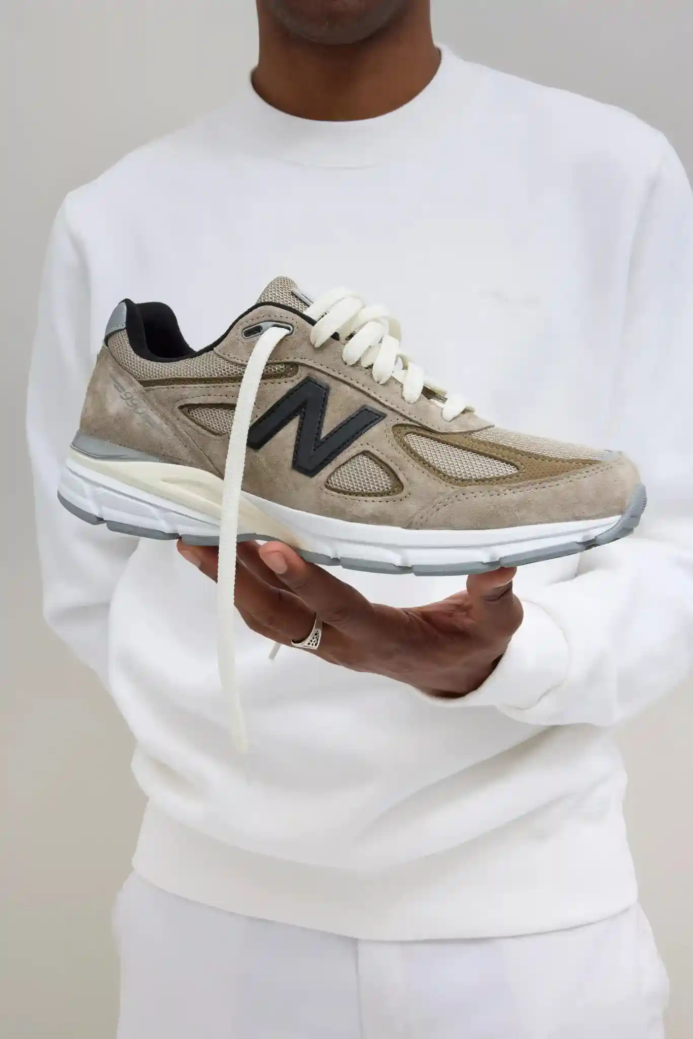New Balance 990v4, New Balance 990, New Balance, JJJJound - JJJJound x New Balance 990v4 "蘑菇 "12 月 12 日開始預購