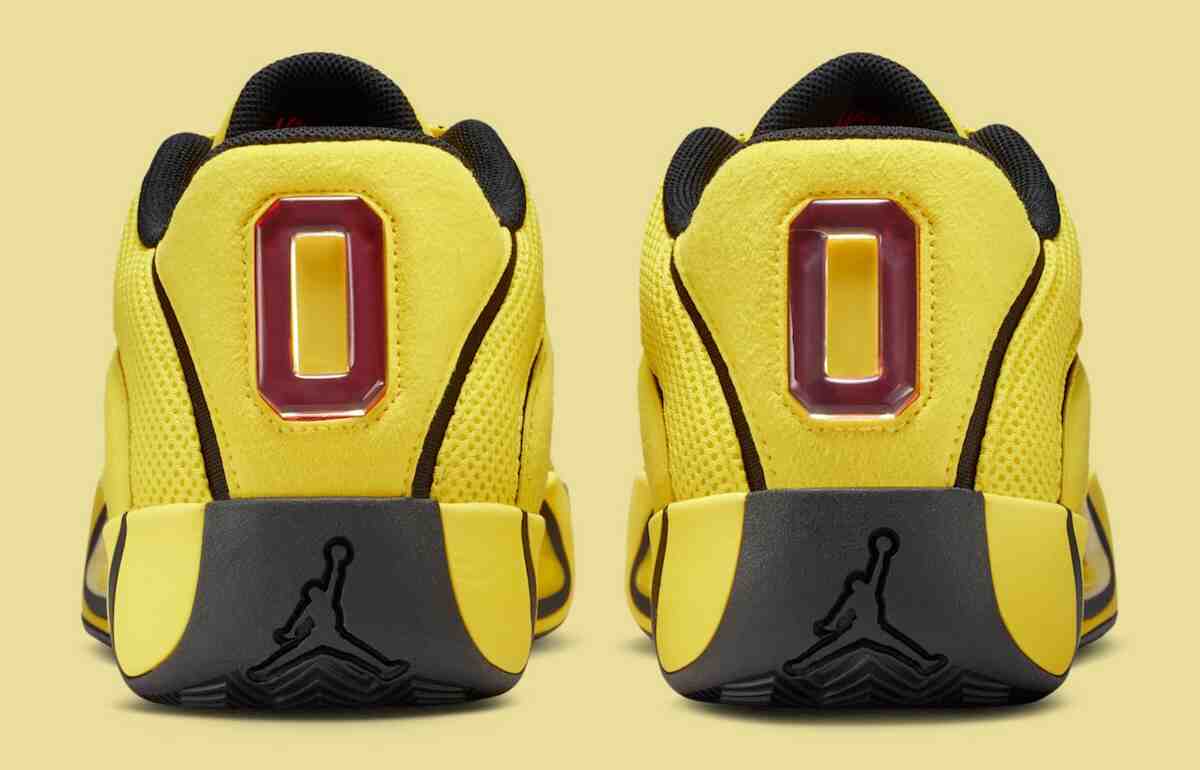 喬丹-塔圖姆 4》與李小龍的對話 Nike, Jordan Tatum 4 - 喬丹-塔圖姆 4》與李小龍的對話