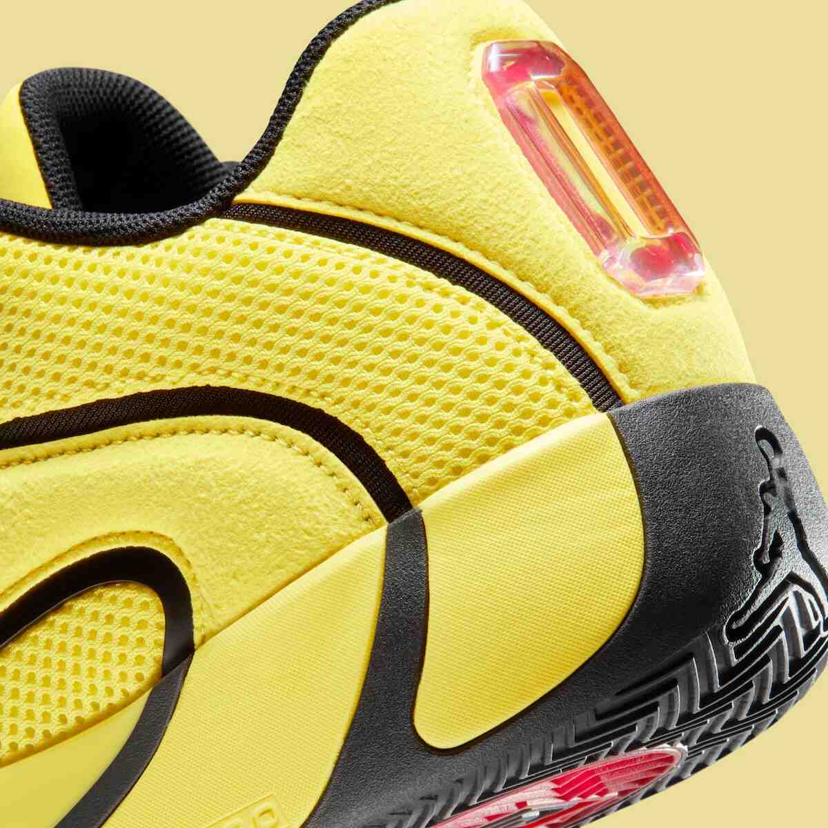 喬丹-塔圖姆 4》與李小龍的對話 Nike, Jordan Tatum 4 - 喬丹-塔圖姆 4》與李小龍的對話