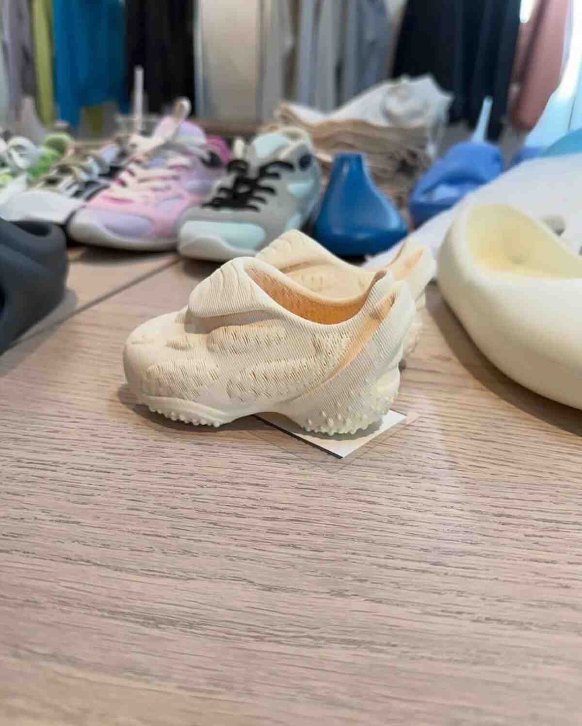 Zellerfeld, SKYLRK, Justin Bieber, END - 賈斯汀-比伯首次亮相 SKYLRK x Zellerfeld Earth Bender 鞋款