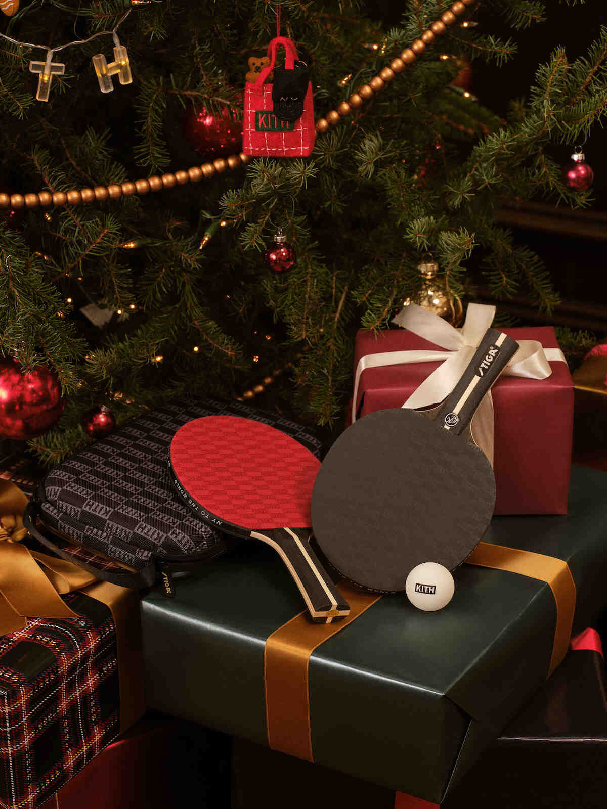 Kithmas 2025 將與迪斯尼、Bose、高達等一起到來 KITH - Kithmas 2025 將與迪斯尼、Bose、高達等一起到來