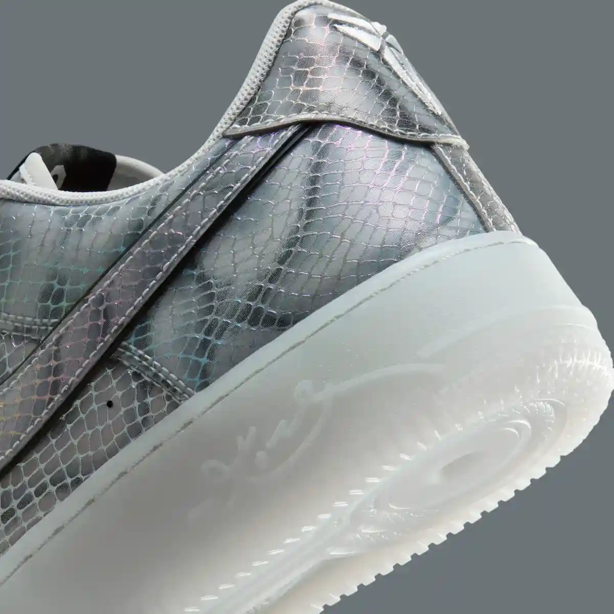 Nike Air Force 1 Low, Nike Air Force 1, Kobe Bryant Shoes - 科比-布萊恩特 x 耐克 Air Force 1 Low Protro "光柵 "現已上市（2025 年 12 月）