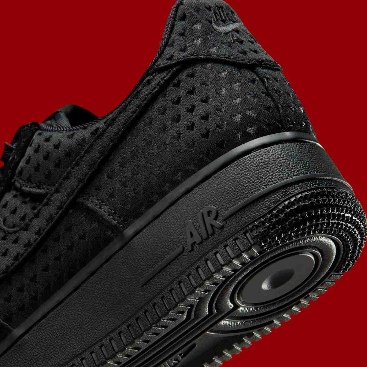 2026 年情人節,耐克 Air Force 1 Low 採用全黑配色 Nike Air Force 1 Low, Nike Air Force 1, Nike - 2026 年情人節,耐克 Air Force 1 Low 採用全黑配色