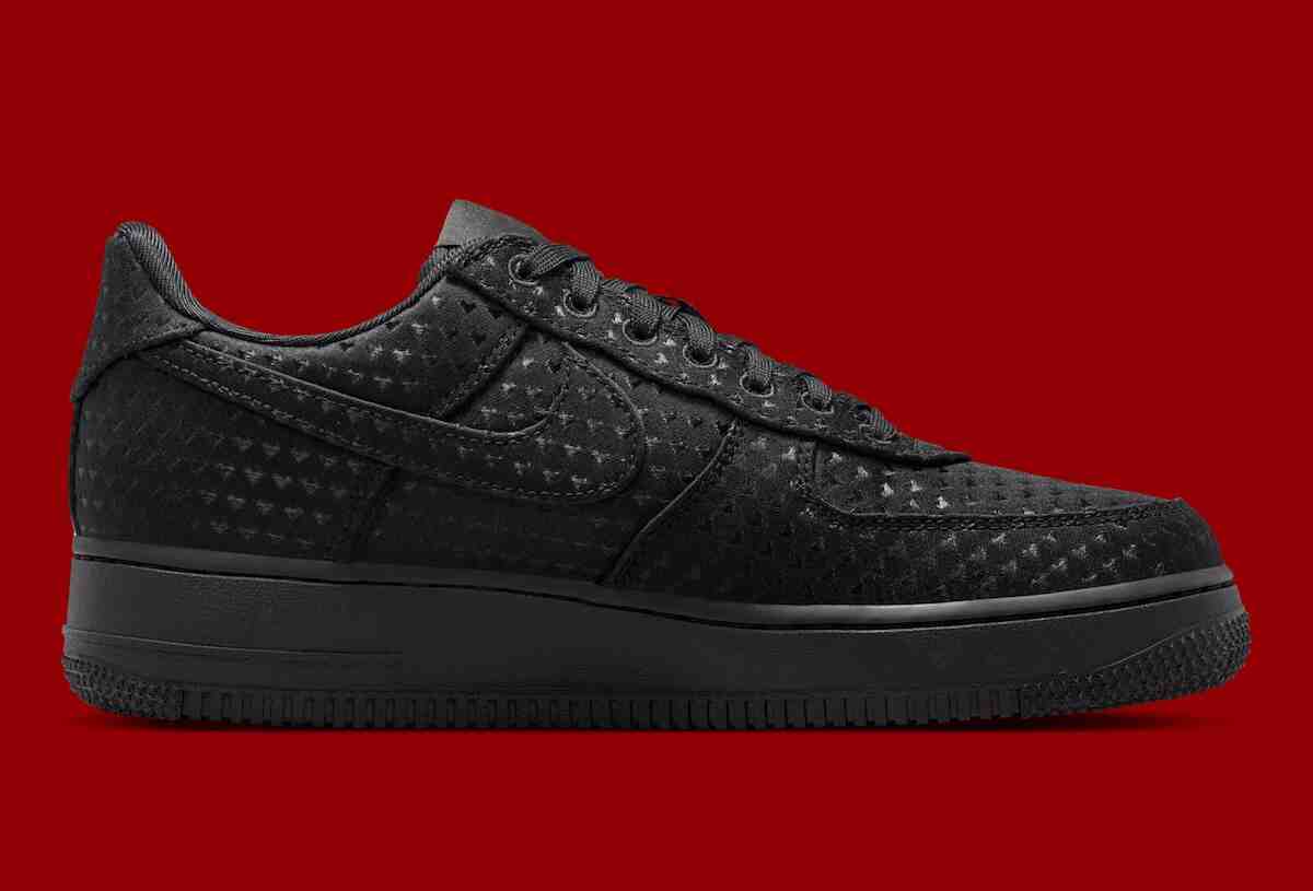 2026 年情人節,耐克 Air Force 1 Low 採用全黑配色 Nike Air Force 1 Low, Nike Air Force 1, Nike - 2026 年情人節,耐克 Air Force 1 Low 採用全黑配色