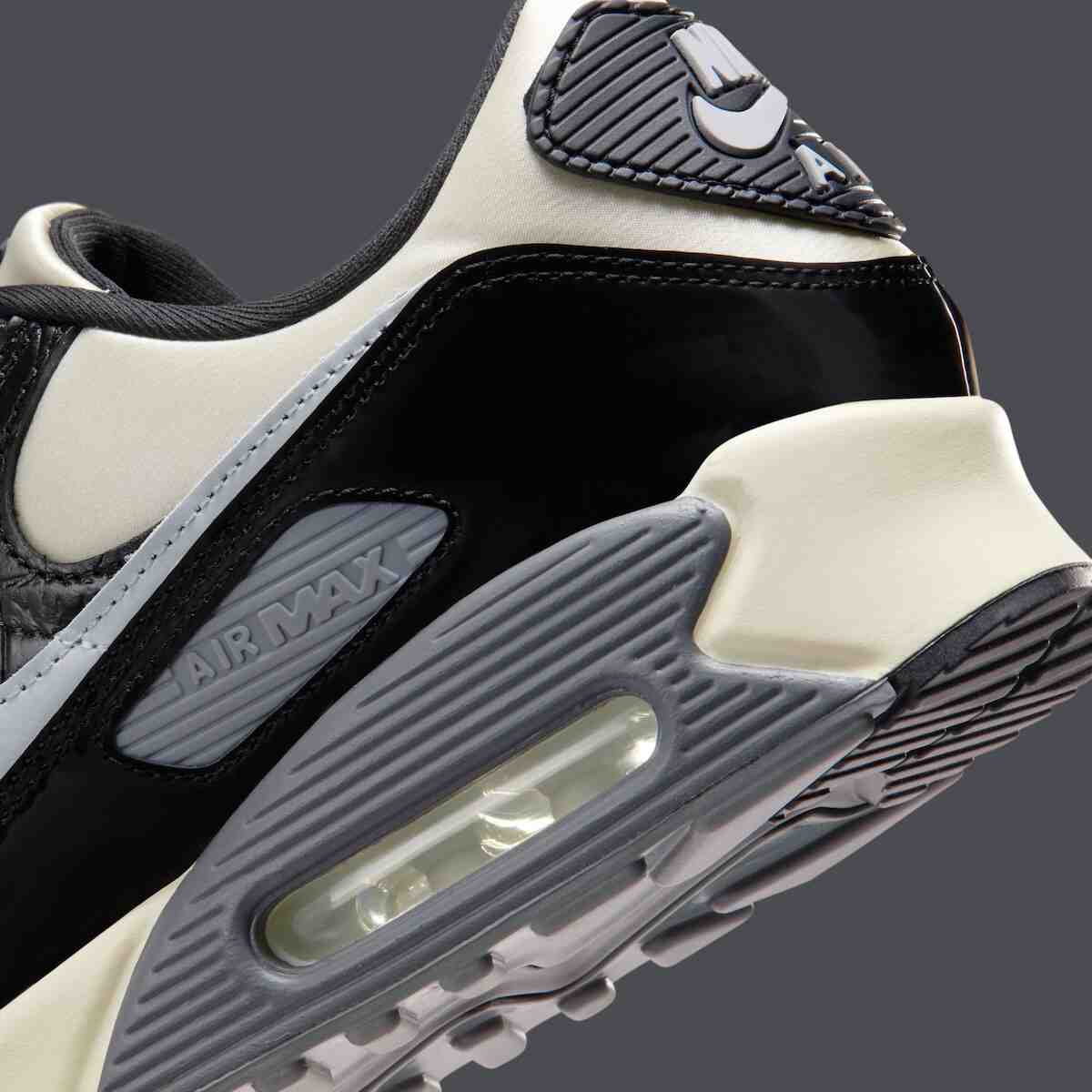 帶有 "黑色鱷魚皮 "鑲邊的耐克 Air Max 90 Nike Air Max 90, Nike - 帶有 "黑色鱷魚皮 "鑲邊的耐克 Air Max 90