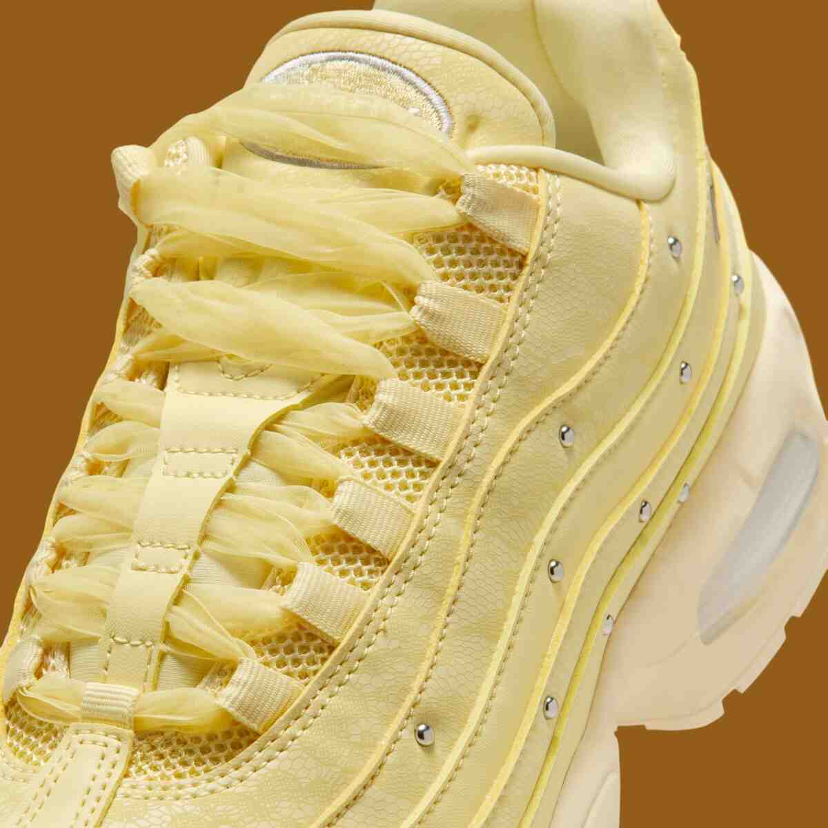 耐克 Air Max 95 換上 "柔黃色 Nike Air Max 95, Nike Air Max, Nike, Air Max 95 - 耐克 Air Max 95 換上 "柔黃色