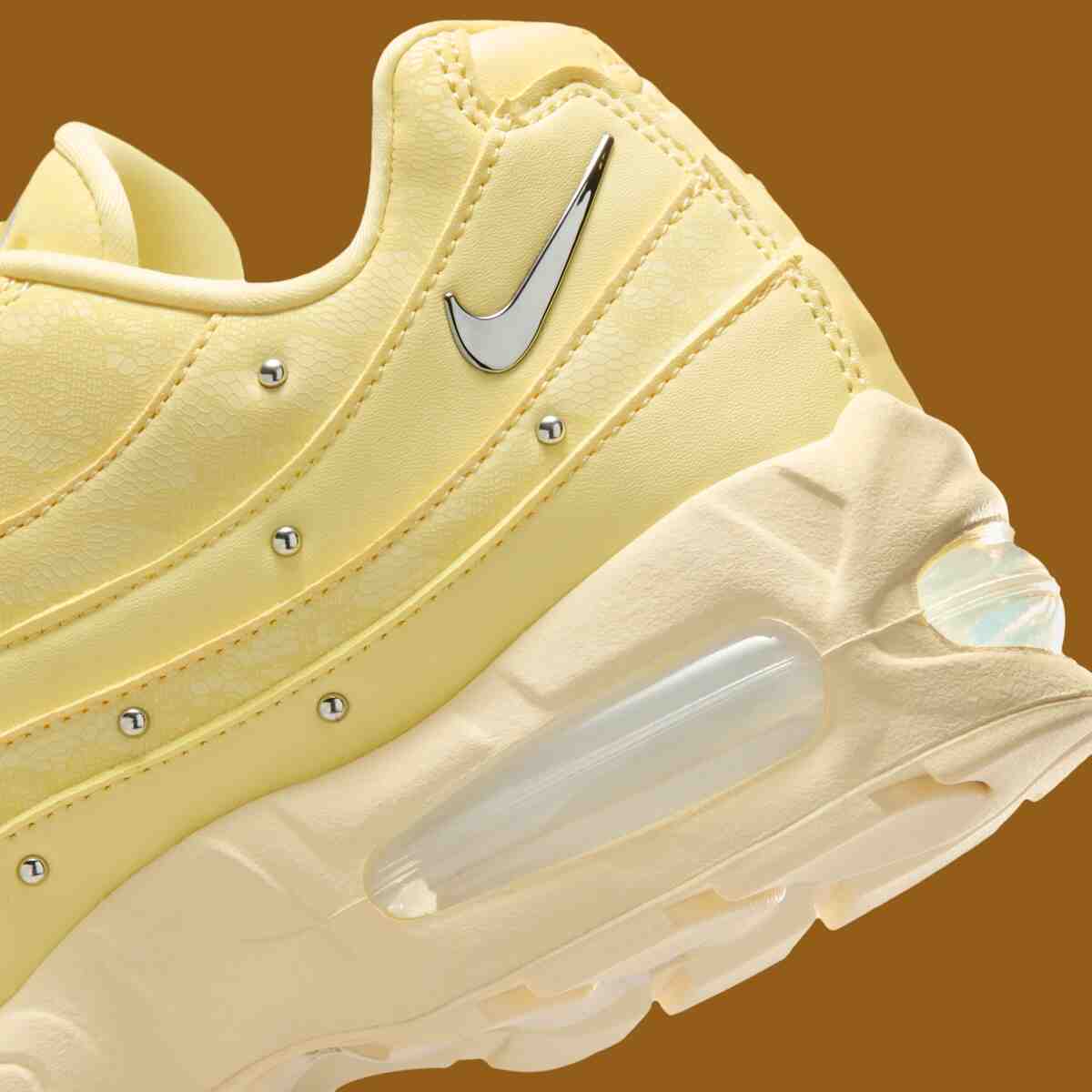 耐克 Air Max 95 換上 "柔黃色 Nike Air Max 95, Nike Air Max, Nike, Air Max 95 - 耐克 Air Max 95 換上 "柔黃色