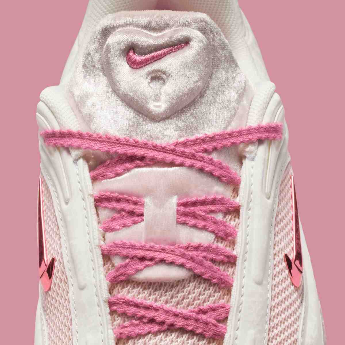 耐克 Air Max Muse "情人節 "系列以毛絨細節登場 Nike Air Max Muse, Nike - 耐克 Air Max Muse "情人節 "系列以毛絨細節登場