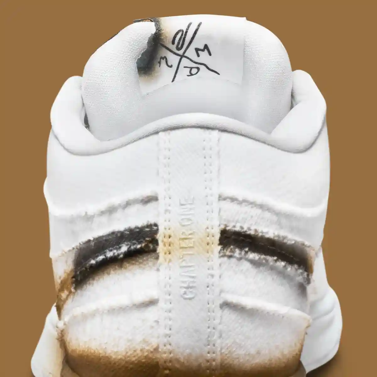 Nike Book 1, Nike, Devin Booker - 耐克圖書 1 "火炬 "配色標志着首款機型的最終篇章