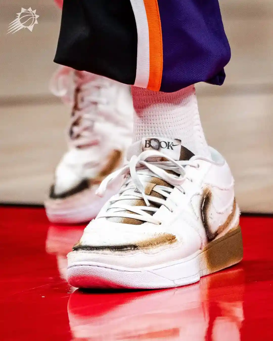 Nike Book 1, Nike, Devin Booker - 耐克圖書 1 "火炬 "配色標志着首款機型的最終篇章