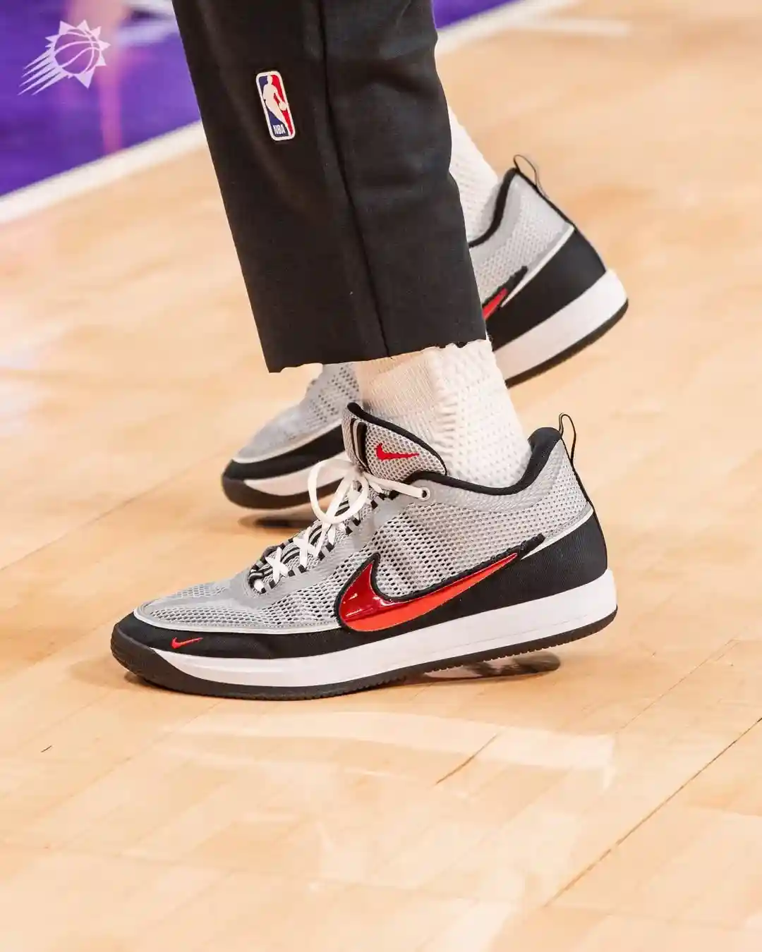 德文-布克首次亮相耐克圖書 2 "Spiridon "系列 Nike Book 2, Nike, Devin Booker - 德文-布克首次亮相耐克圖書 2 "Spiridon "系列