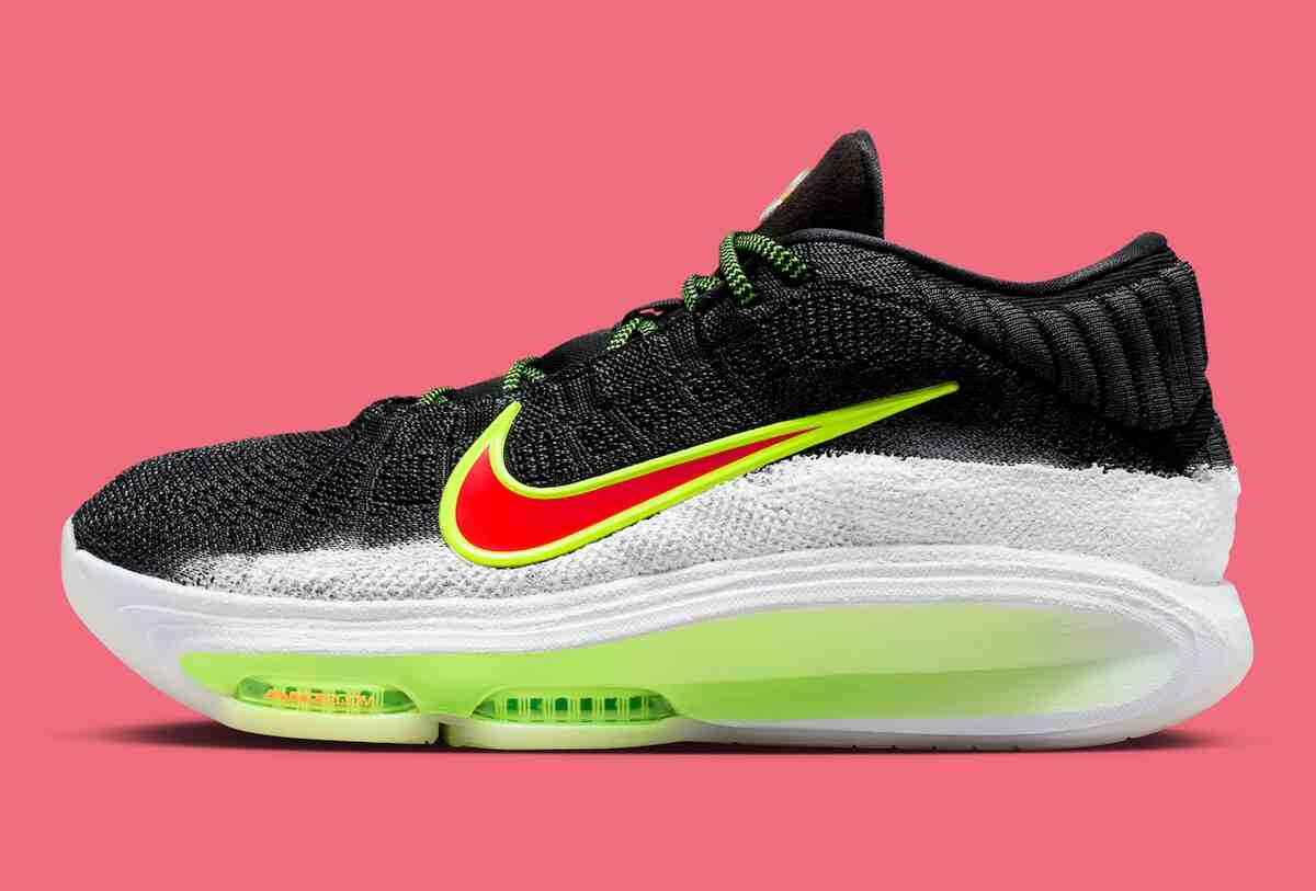 Victor Wembanyama x Nike GT Hustle 3 "聖誕節 "在鞋舌上印有雪球圖案 Victor Wembanyama, Nike GT Hustle 3, Nike - Victor Wembanyama x Nike GT Hustle 3 "聖誕節 "在鞋舌上印有雪球圖案