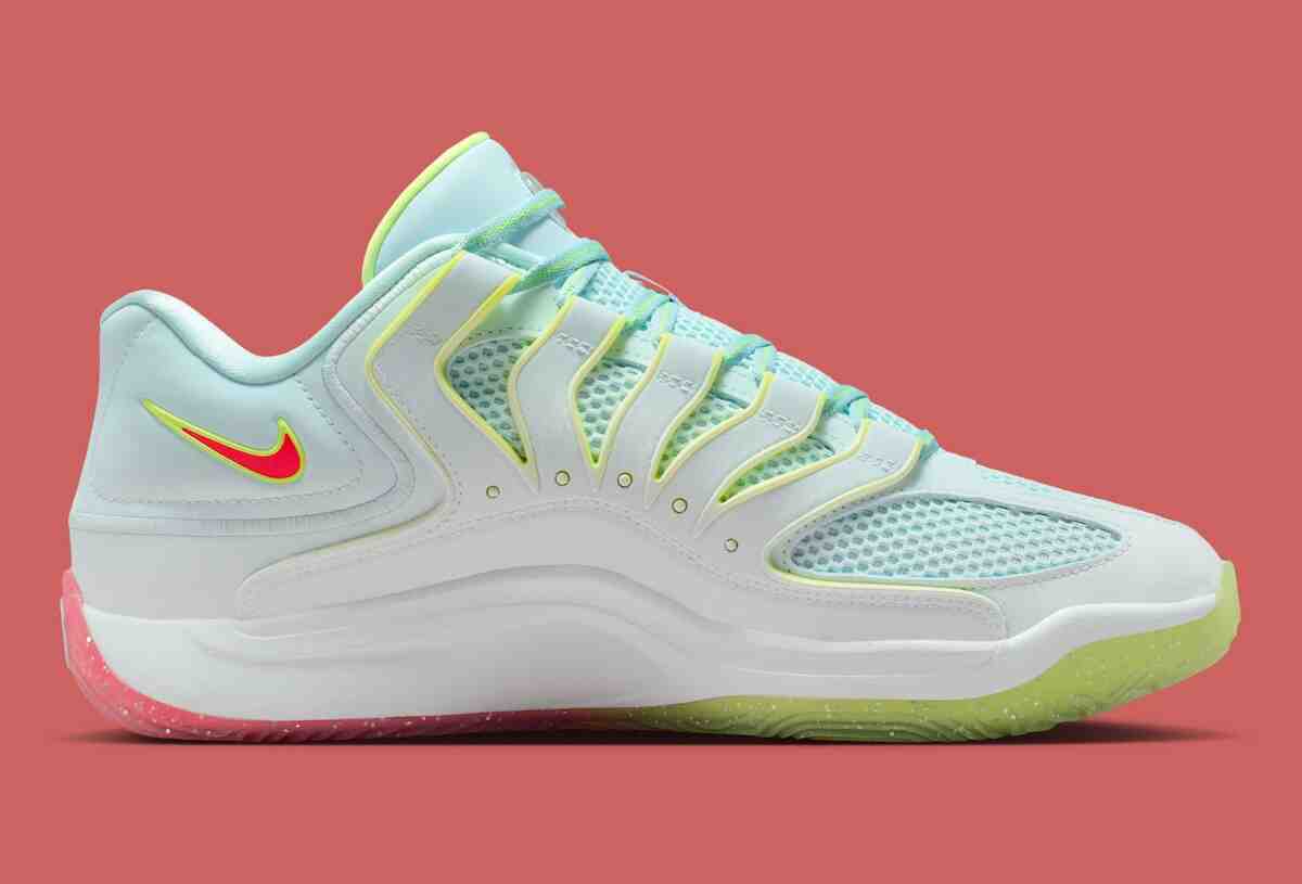 耐克 KD 18 提醒我們凱文-杜蘭特是一位 "天賦異稟 "的球員 Nike KD 18, Nike - 耐克 KD 18 提醒我們凱文-杜蘭特是一位 "天賦異稟 "的球員