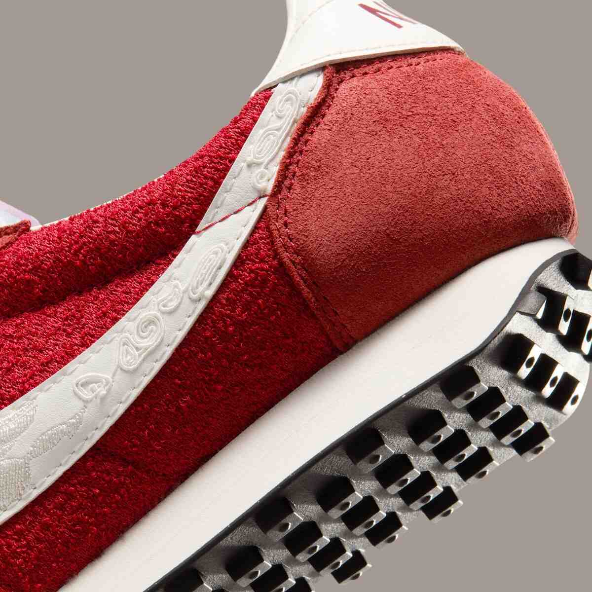 Nike LD-1000, Nike - 耐克 LD-1000 加入 "馬年 "系列