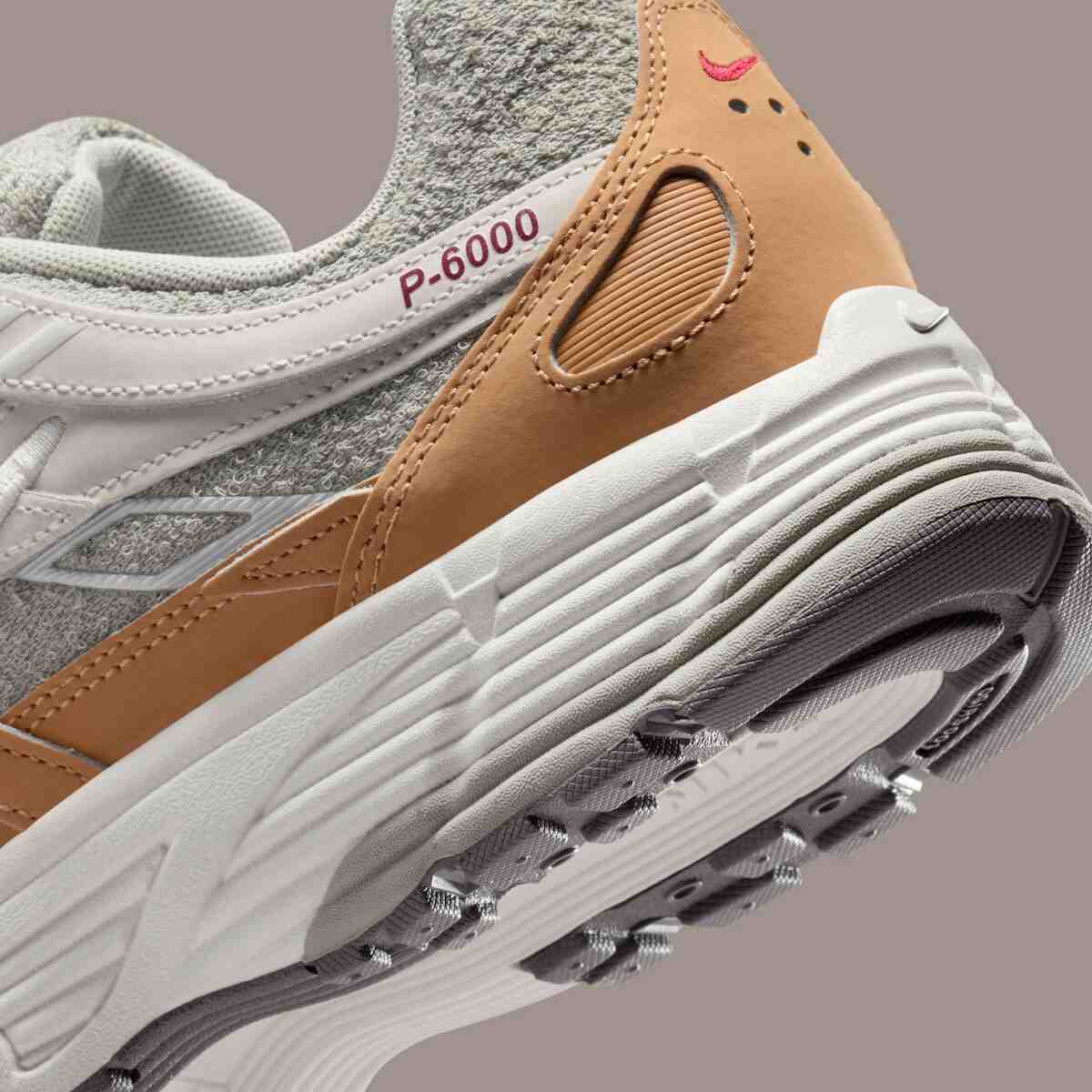 耐克 P-6000 加入 "馬年 "系列 Nike P-6000, Nike - 耐克 P-6000 加入 "馬年 "系列