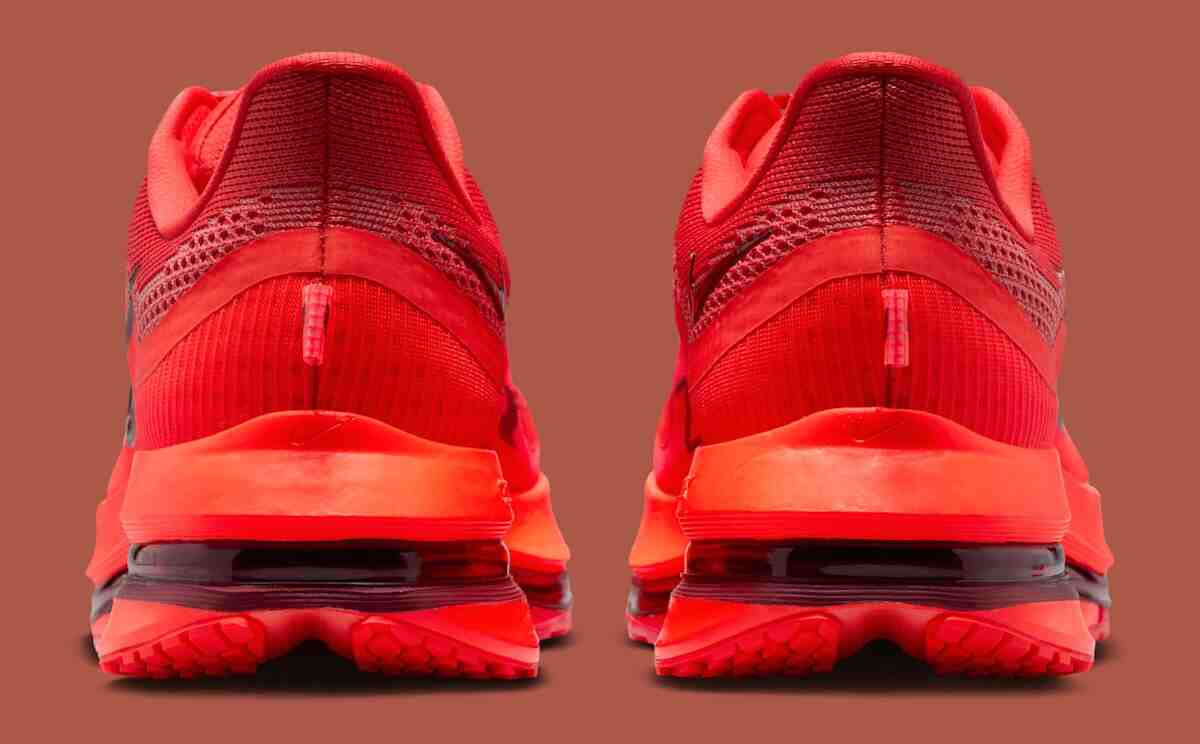 耐克 Pegasus Premium 以鮮明的深紅色調點亮 2026 年 Nike Pegasus Premium, Nike - 耐克 Pegasus Premium 以鮮明的深紅色調點亮 2026 年