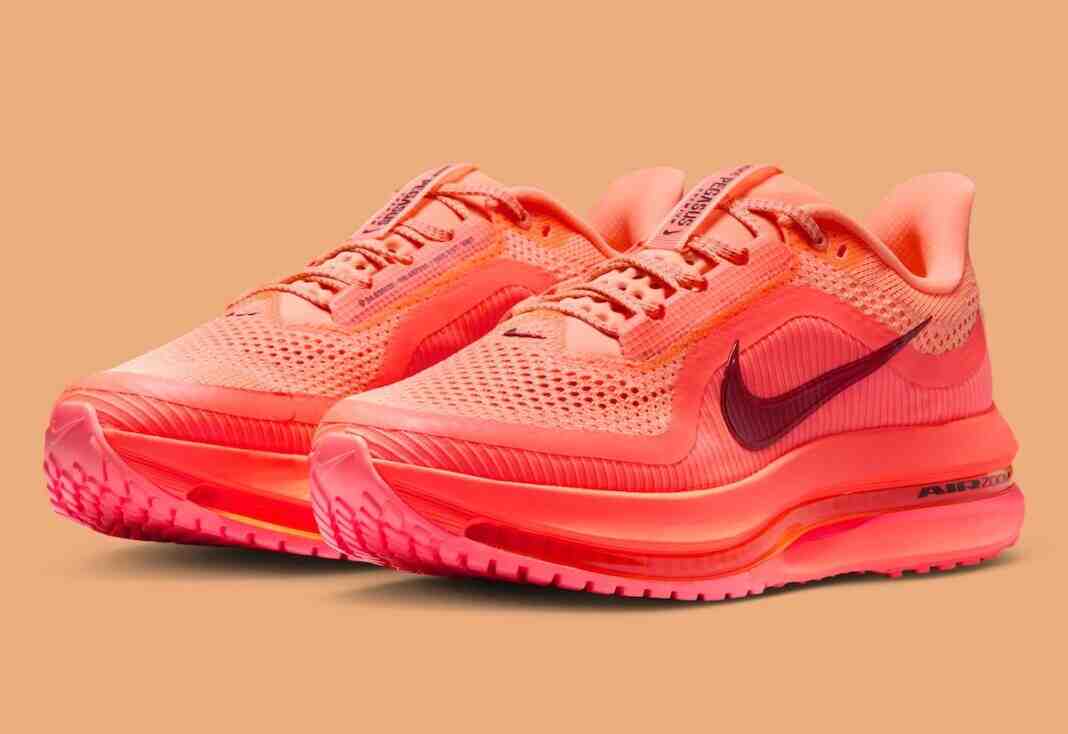 Nike Pegasus Premium, Nike - 耐克 Pegasus Premium "橙色脈沖 "為耐克跑步運動帶來高能色彩