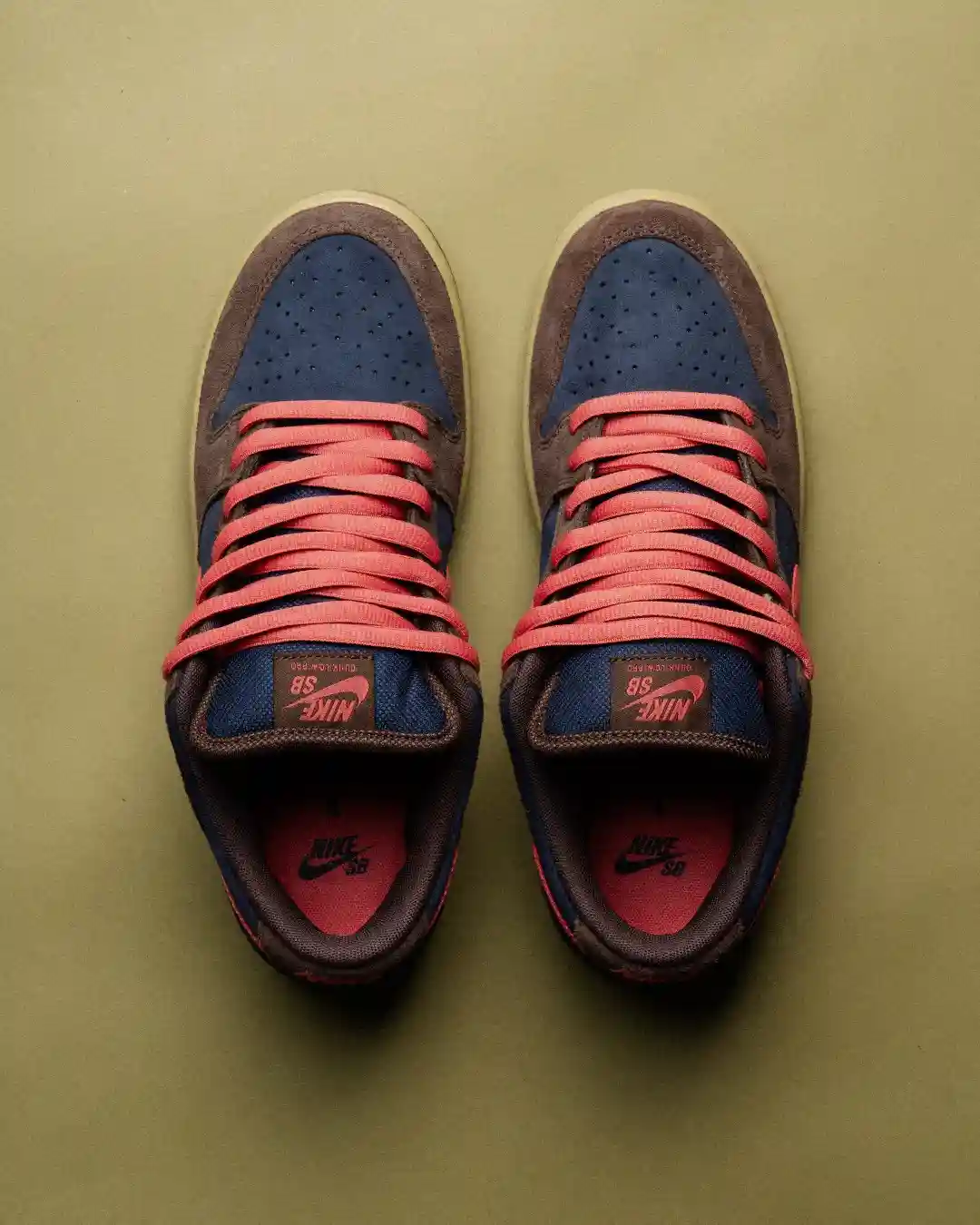 耐克 SB Dunk Low "Baroque Brown/Adobe" 2026 年春季發佈 Nike SB Dunk Low, Nike SB, Nike - 耐克 SB Dunk Low "Baroque Brown/Adobe" 2026 年春季發佈