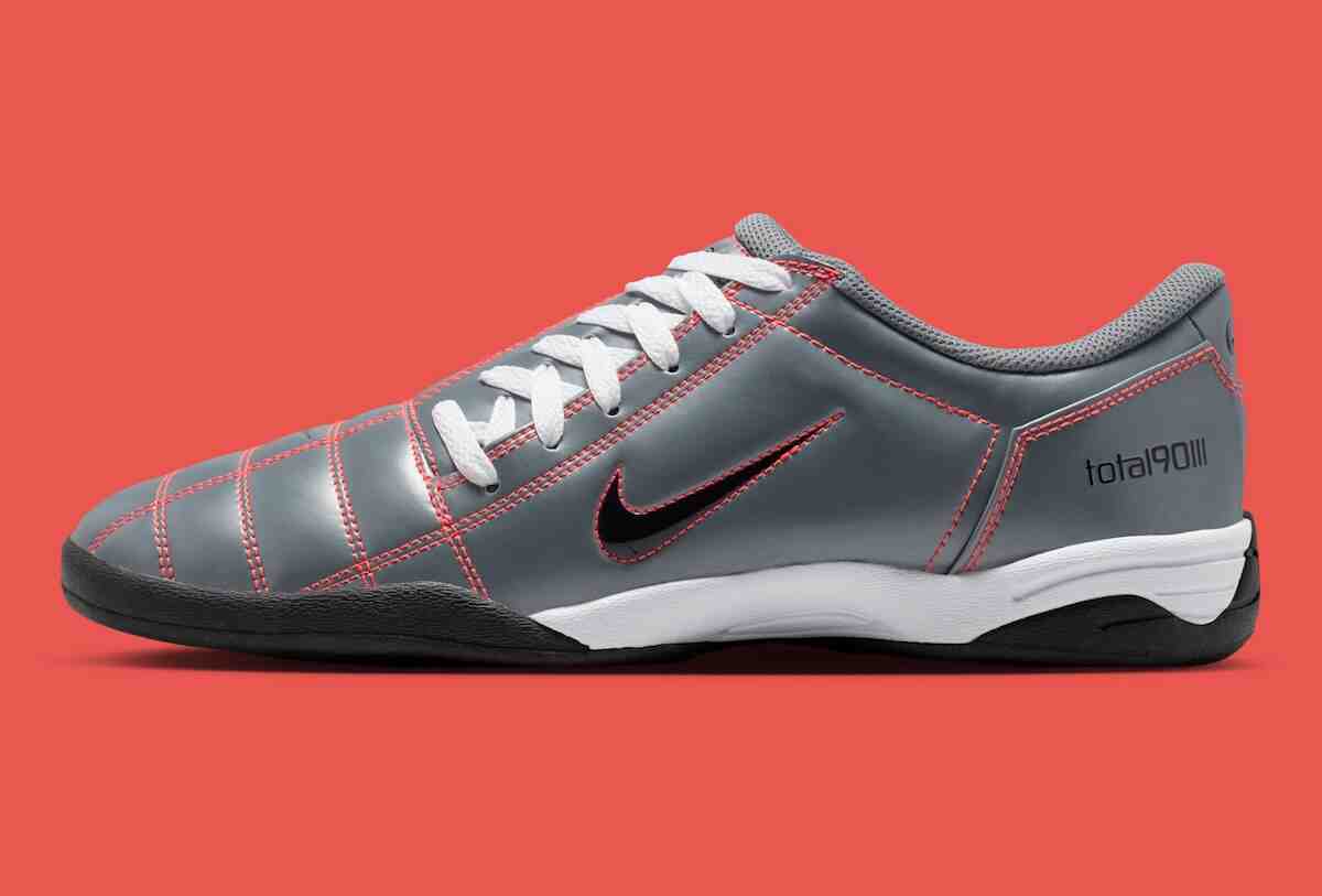 Nike Total 90 III, Nike Total 90, Nike - 耐克 Total 90 III 混合 "煙灰色 "和 "亮深紅色"